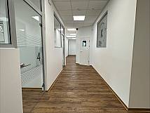 Gang zu den Behandlungszimmern